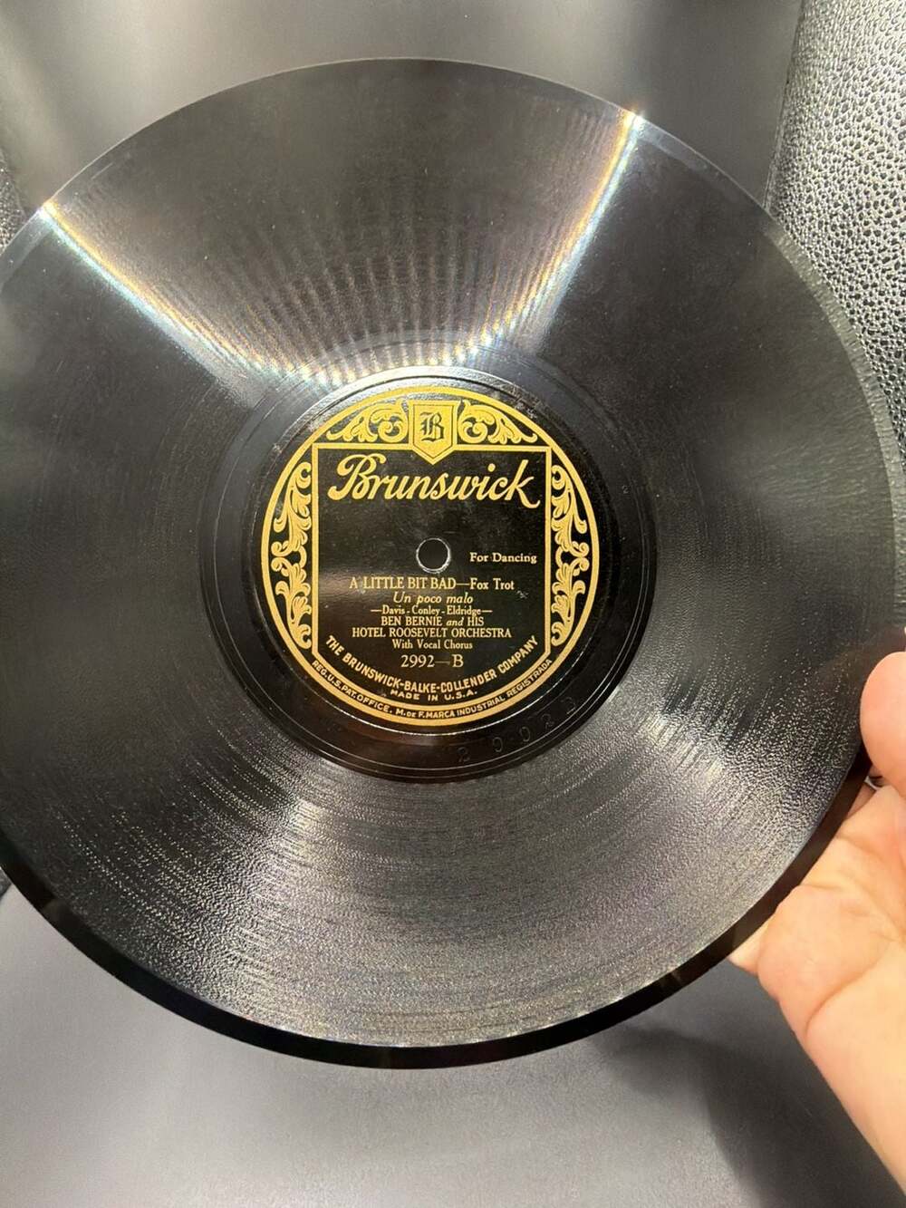 Ben Bernie and His Hotel Roosevelt Orchestra - Sleepy Time Gal / A Little Bit Ba